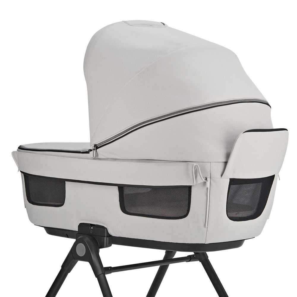 Inglesina Aptica Darwin Recline Travel System