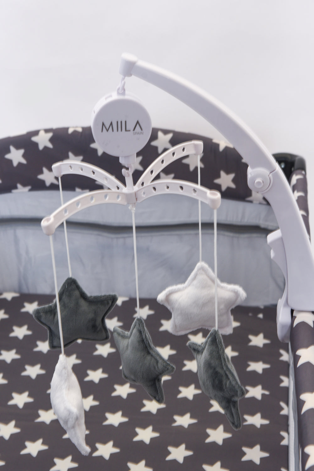 MIILA STARS MUSICAL MOBILE