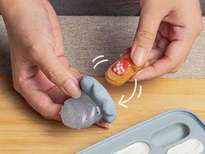 Moonkie Silicone Baby Fruit Feeder with Freezer Tray – (2-Pack, 4M+)