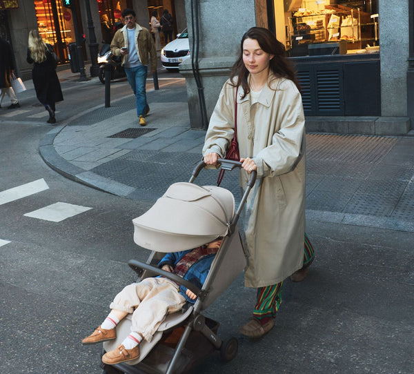 Anex Air-Q Foldable Newborn Carrycot Vanille – Cabin Size