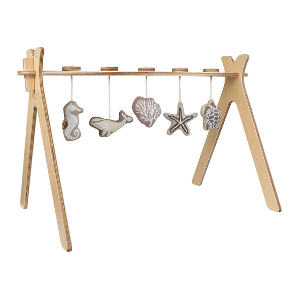 QUAX TIPI ACTIVITY ARCH + 5 KNITTED TOY UMI