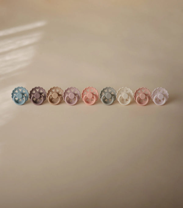 FRIGG Fairytale Latex Pacifier 6 18M 1-Pack The Snow Queen