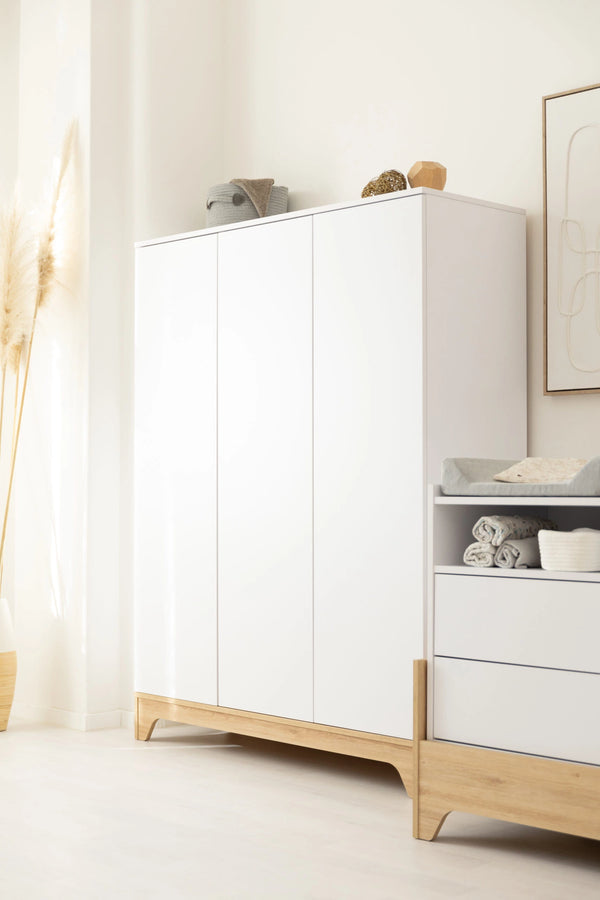 Faktum Lumina White XL Wardrobe – 3-Compartment Nursery Storage, Push-Open Doors