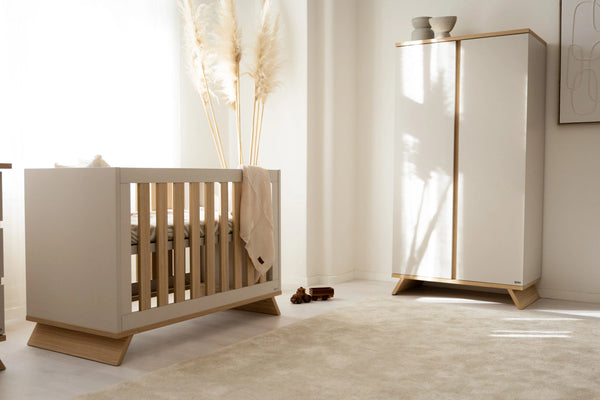 Faktum Sienna Cashmere Convertible Baby & Toddler Cot – Adjustable Mattress Base