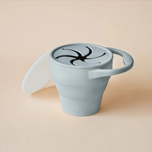 Moonkie Silicone Snack Cup – Spill-Proof