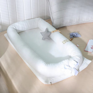 Little Baby Breathable Newborn Baby Sleeping Bed – White