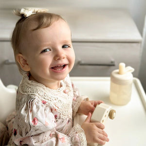 Moonkie Classic Racer – Soft Silicone Push &amp; Go Toy