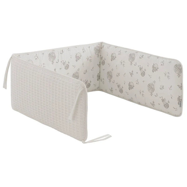 Cambrass Globe Crib Bedding Set – Beige
